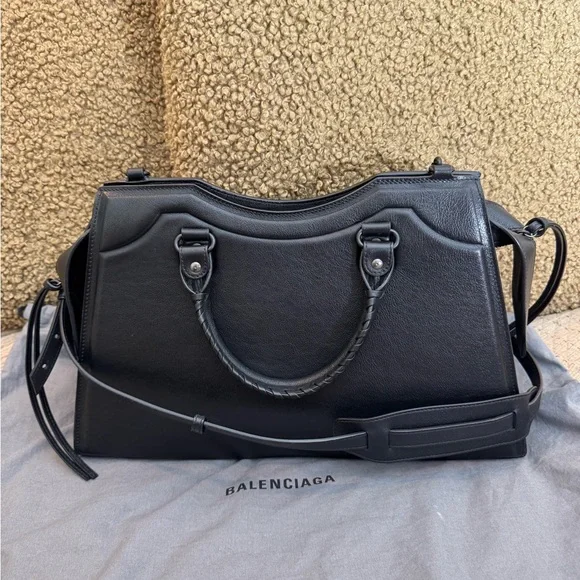 Balenciaga Neo City Tote - Picture 12 of 15